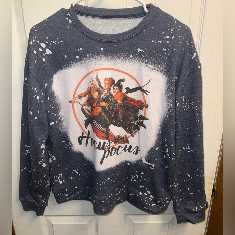 Hocus Pocus Womans crewneck sweater size S